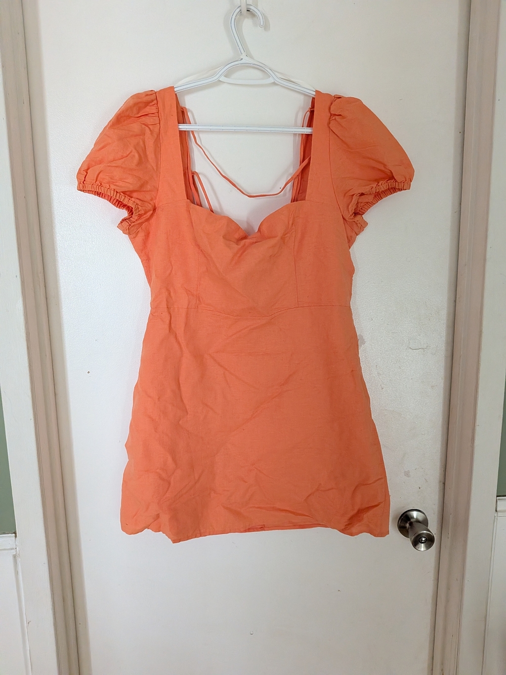 Aritzia Peach Puff-Sleeve Mini Dress with Crisscross Back - Picture 5 of 5